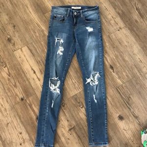 KanCan Distressed Jeans